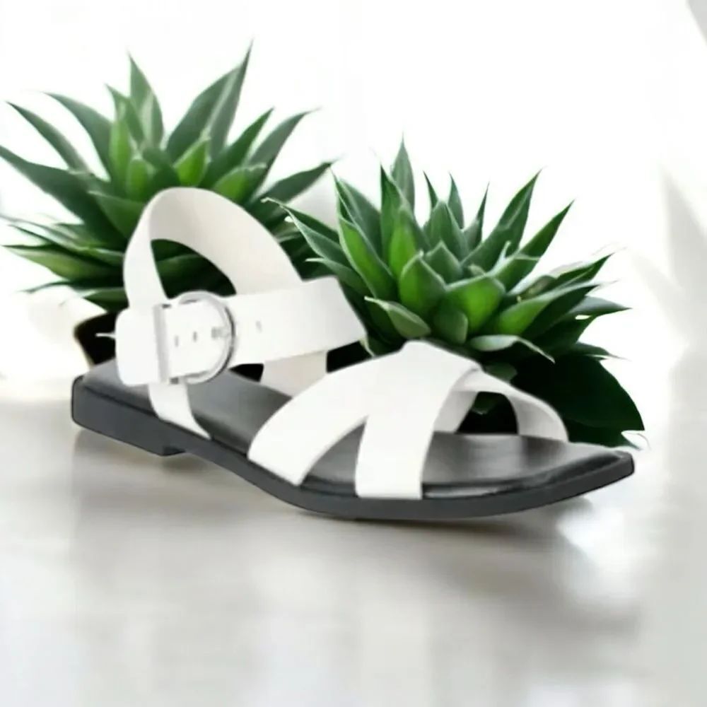 Time and Tru White Sandals(Size 8)